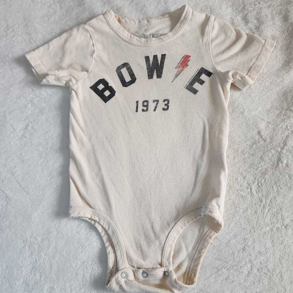 Rowdy Sprout Bowie Cream Colored Graphic one Piece Baby Size 6-12 Months